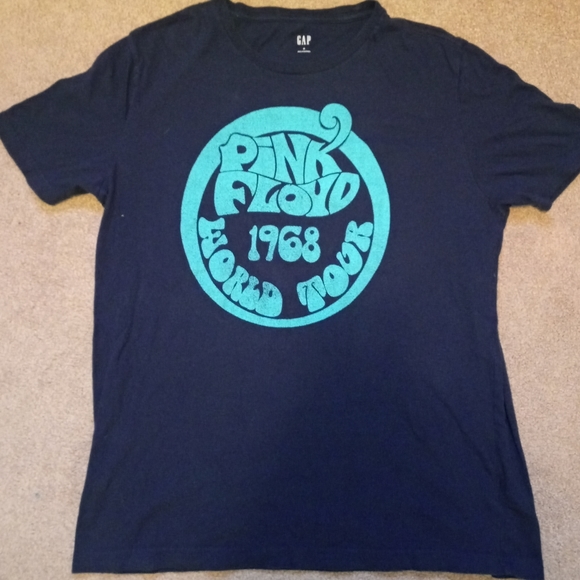 GAP Other - Medium Pink Floyd 1968 World Tour GAP Band T-Shirt